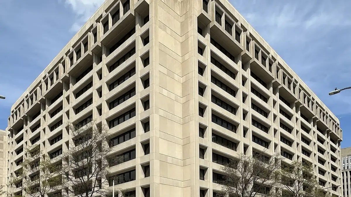 IMF headquarters in Washington, an archive photo accompanying the economic outlook.
