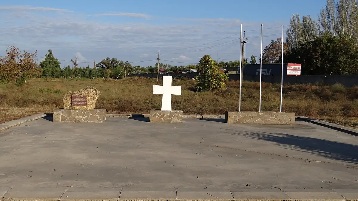 Historical site near Oleshky in 2021, NOT an image of ceasefire operations