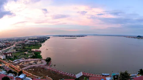 Panorámica de Guayaquil desde el faro de Santa Ana, archivo de 2008